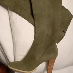 Ladies I love these boots  ❤️ From Cherry Bomb